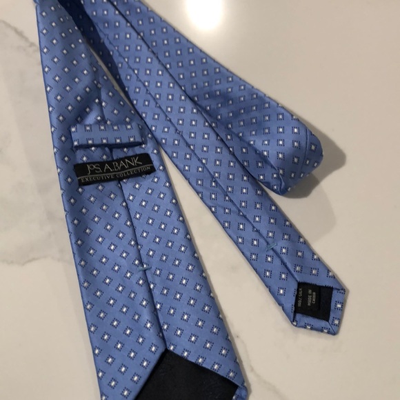 Jos. A. Bank Light Blue with Silver Diamonds Tie - Picture 3 of 3